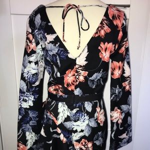 NEW 19 Cooper St. Floral long flare sleeve dress